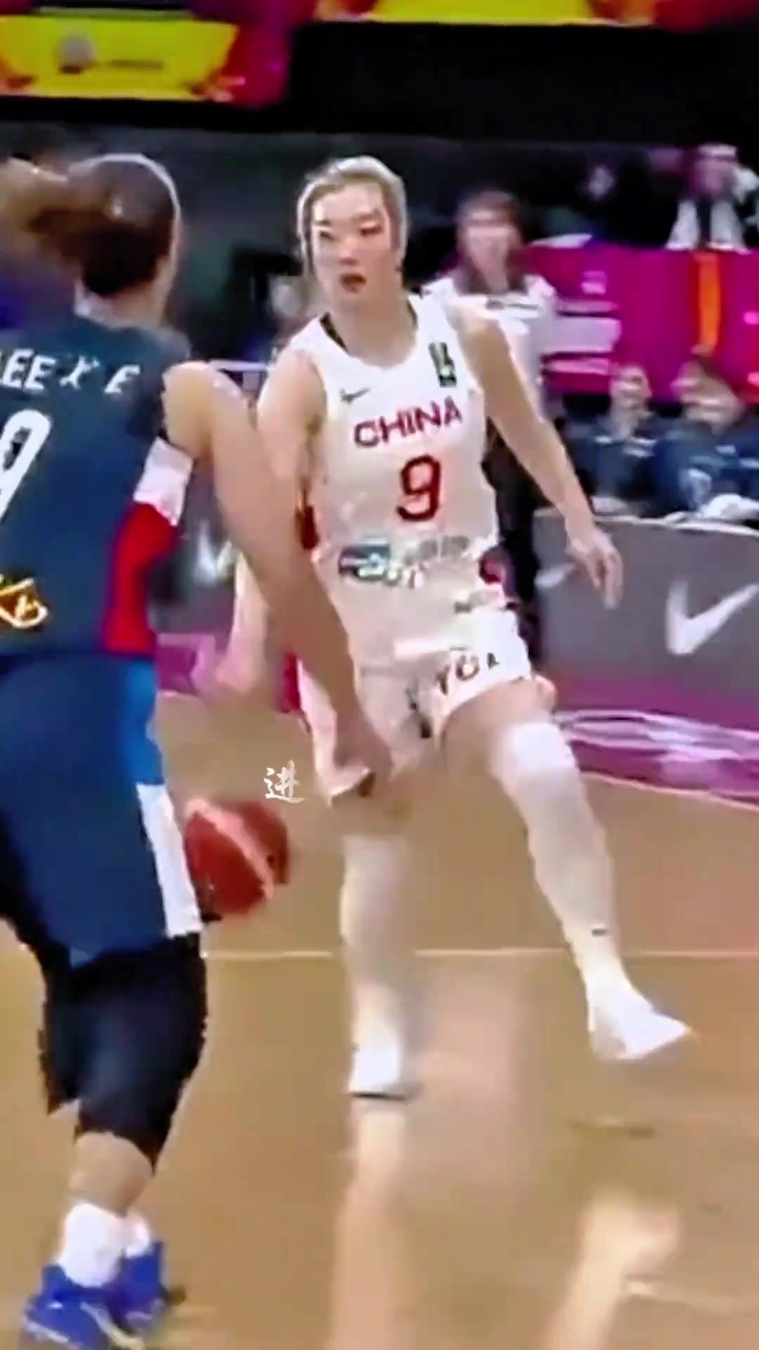 不愧是勒布朗梦 看看李梦怎么打韩国女篮👀